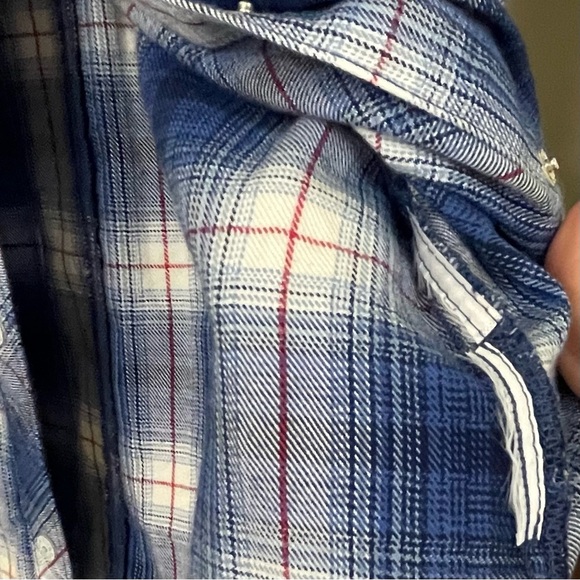 Levi's Blue Plaid Button Down Size XS - Picture 4 of 6